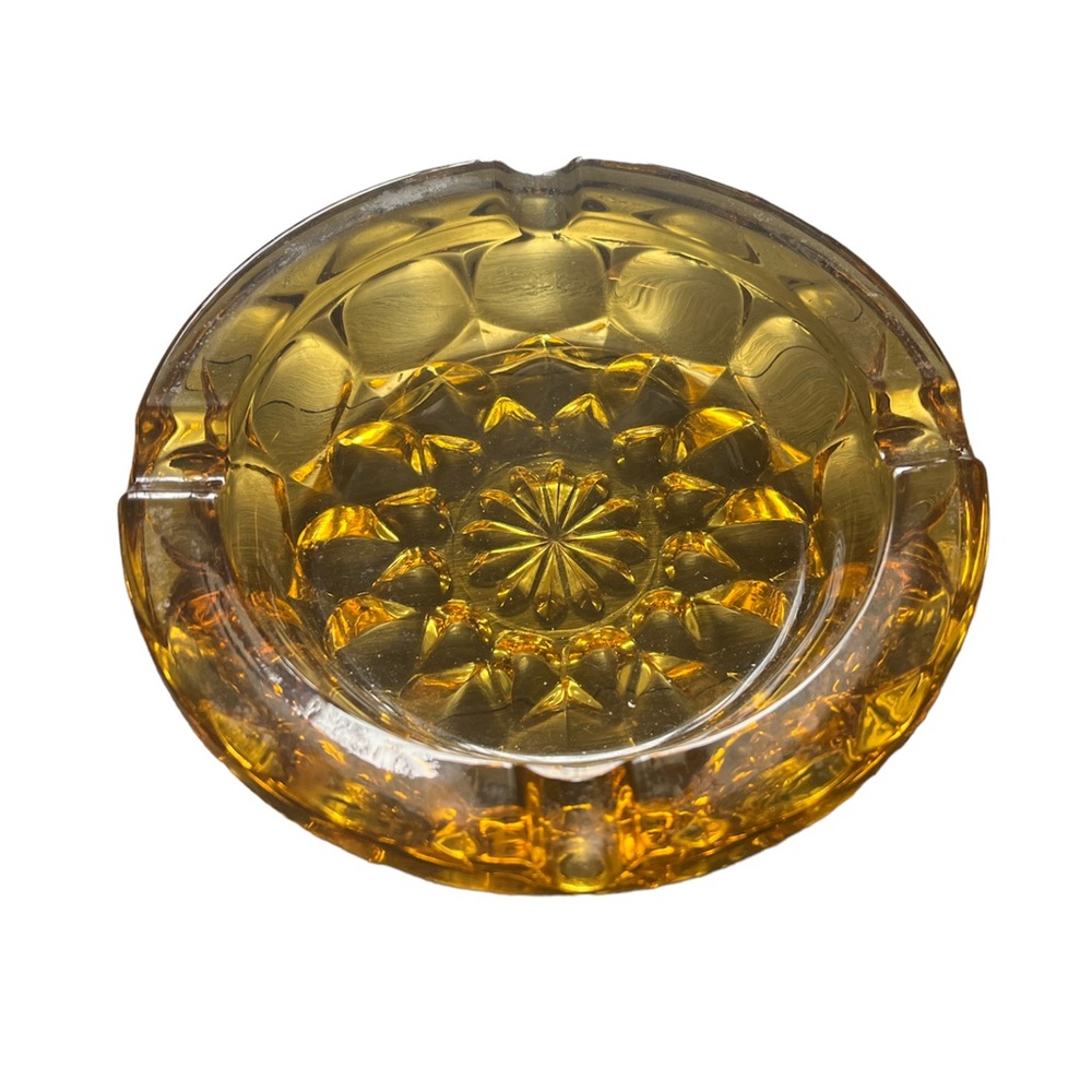 Vintage Retro Glass Ashtray Anchor Hocking Fairfield Starburst, Honey Amber 6.5”